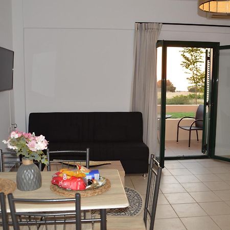 Sea Melody Apartments Stavromenos  Bagian luar foto