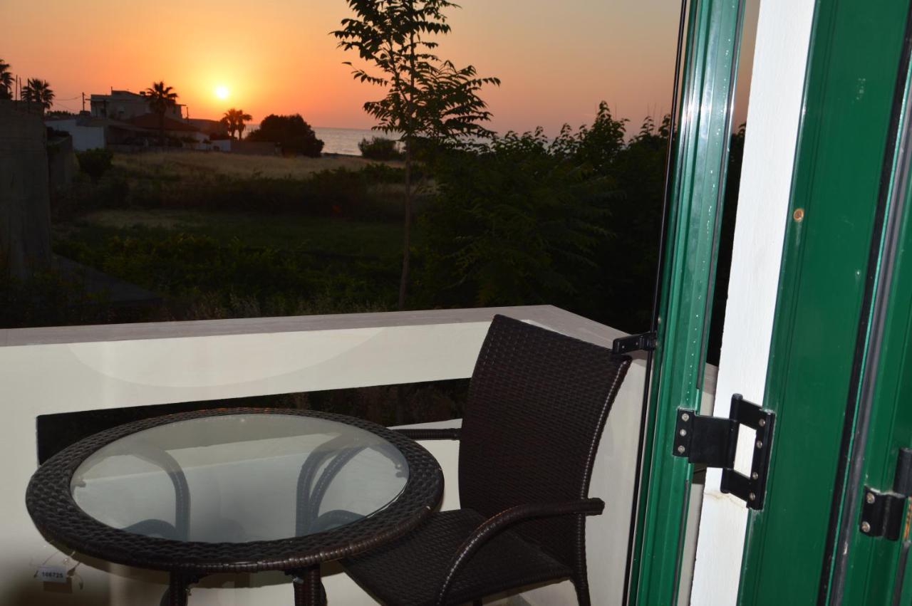 Sea Melody Apartments Stavromenos  Bagian luar foto
