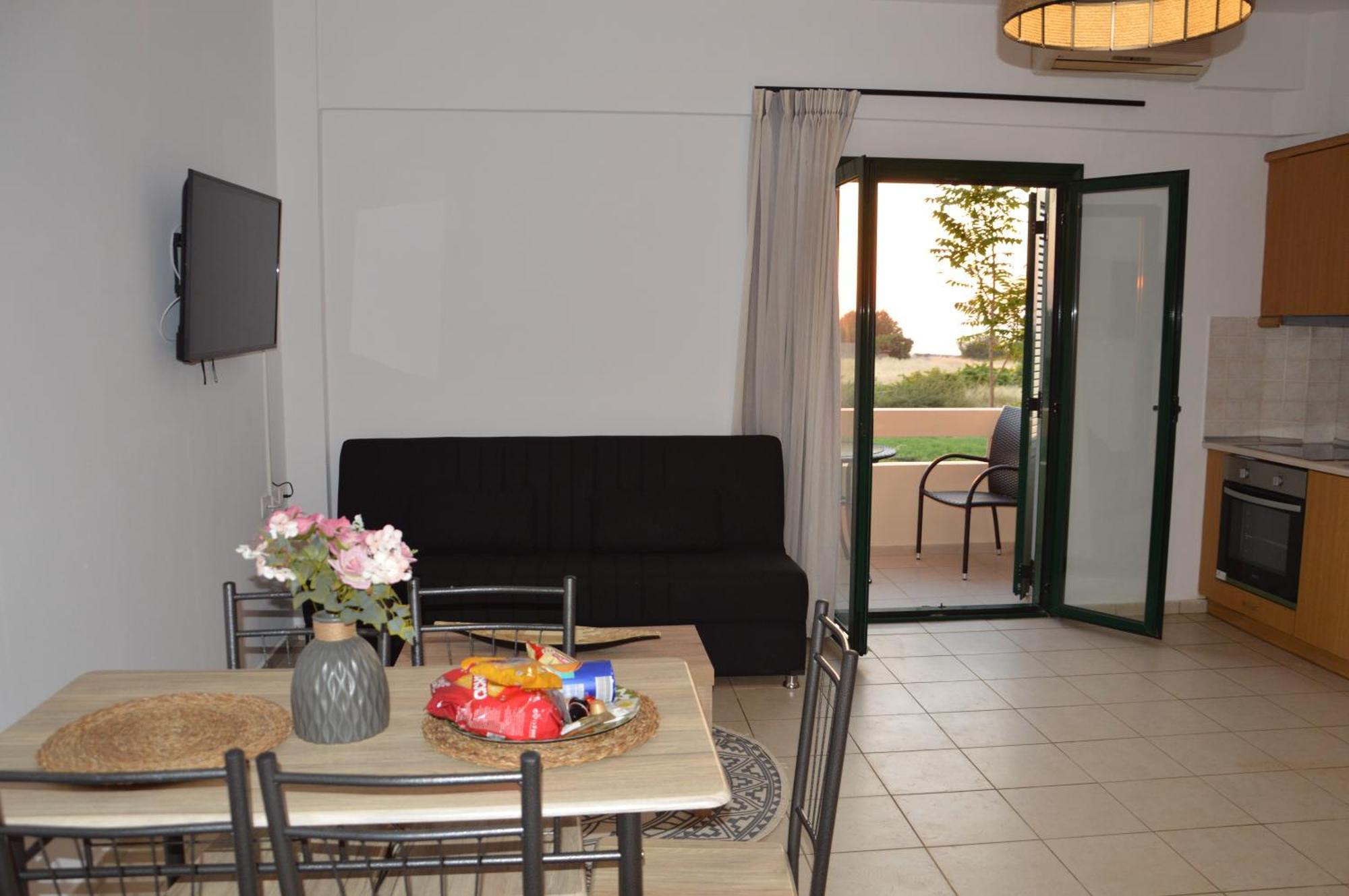 Sea Melody Apartments Stavromenos  Bagian luar foto